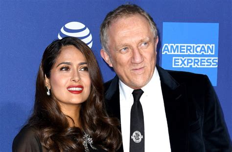 Conoce la historia de amor entre Salma Hayek y su .